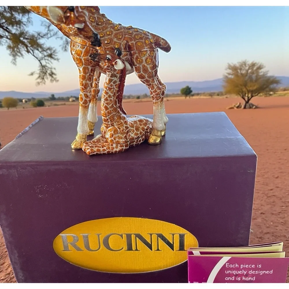 Rucinni Swarovski & Austria Stellux Crystals Giraffe Trinket‎ Jewelry Box Enamel
